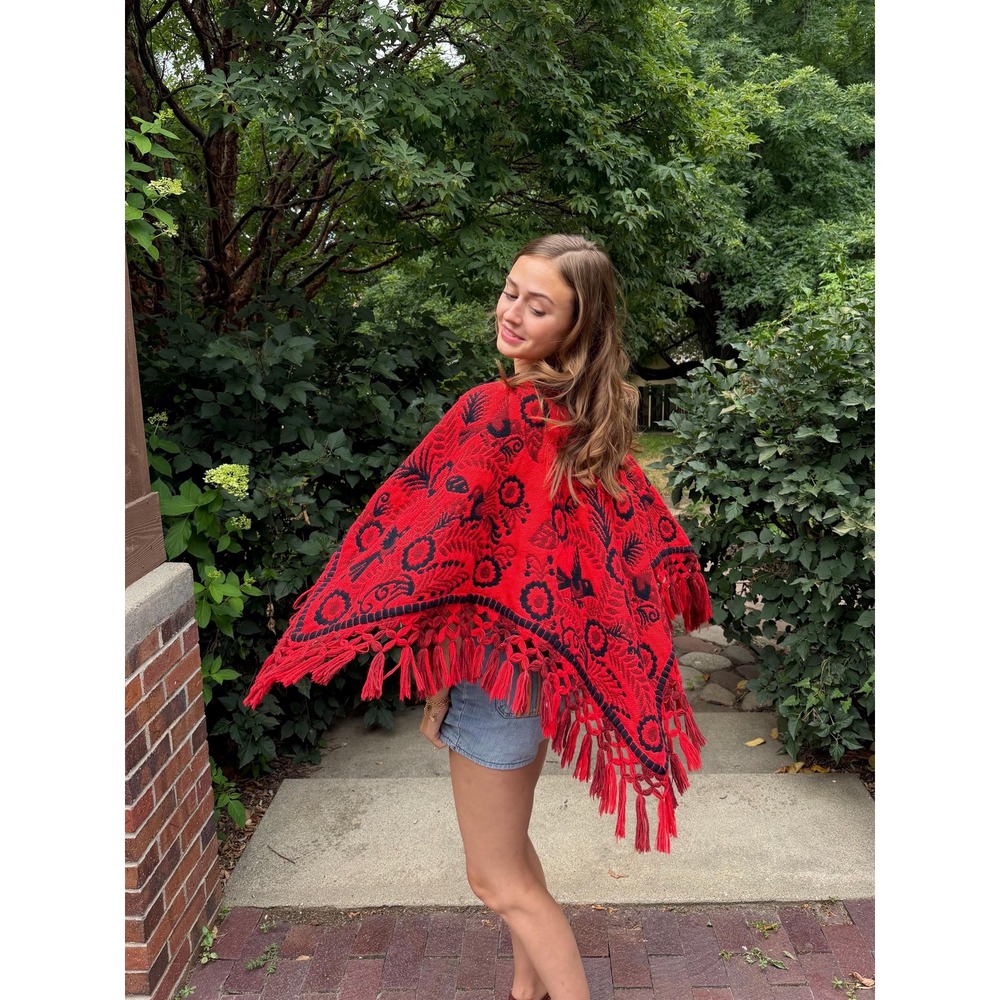 Vintage 1970s Tapestry Poncho Cape 100% Wool Novelty Hippie Boho Fringe 70s - Picture 4 of 5